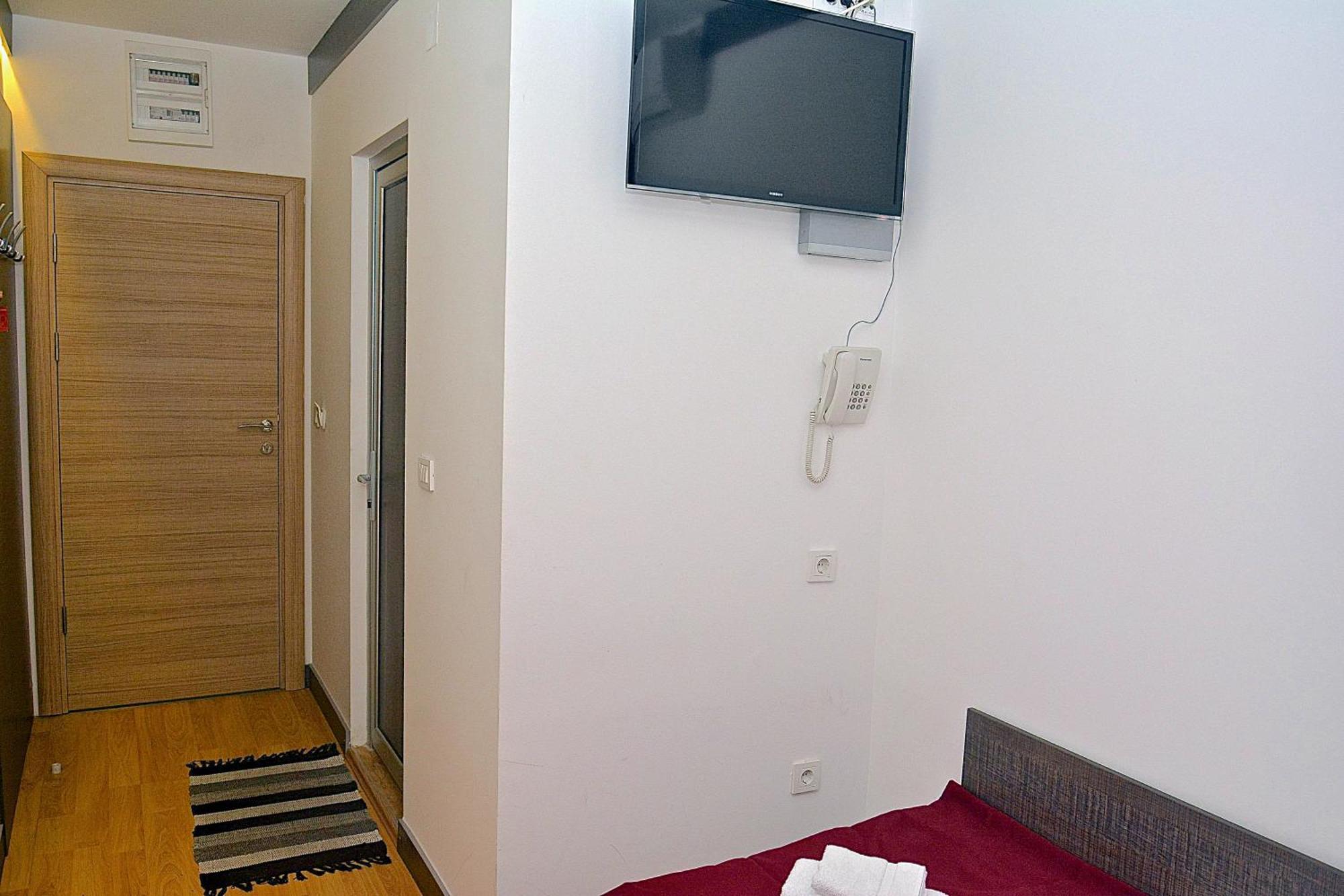 Hotel De Koka Skopje Zimmer foto